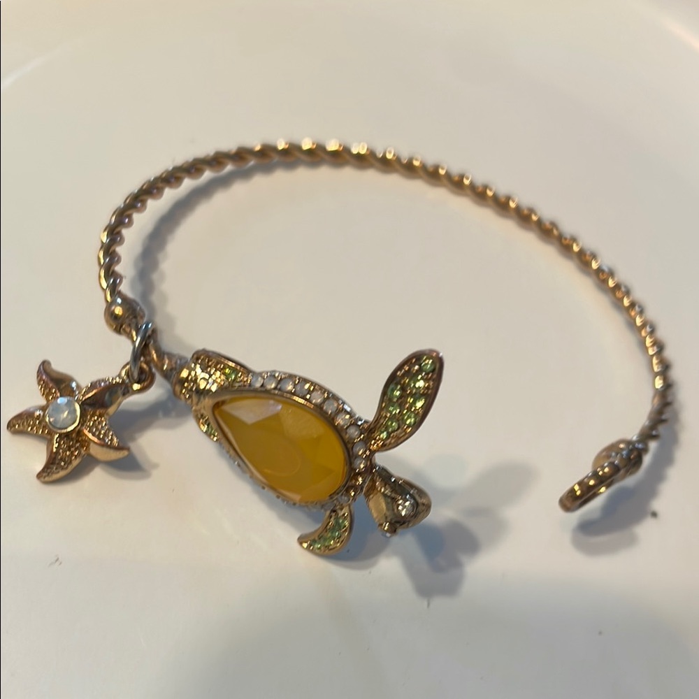 Charming Gold Turtle Bracelet with Yellow Gemstone